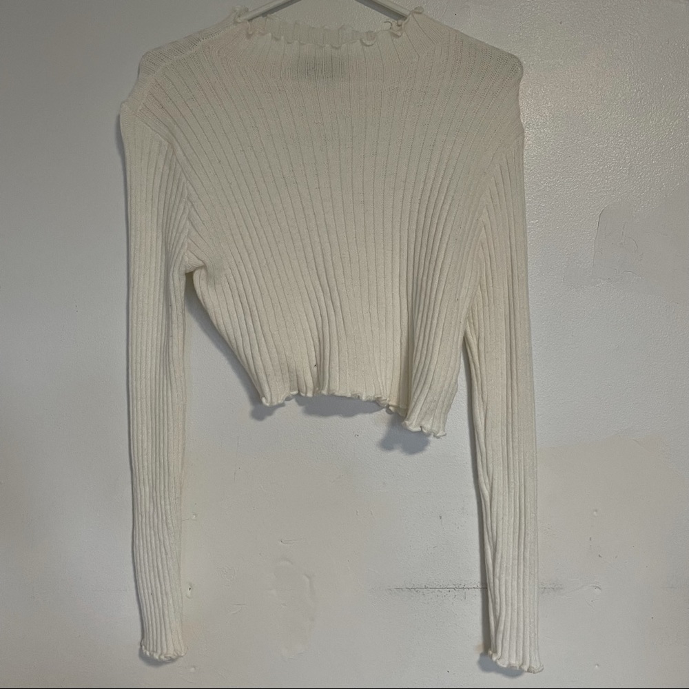 SHEIN Cropped White Thin Sweater